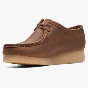 Women’s Clarks crepe sole shoes. I wore these one time. They are a size 7